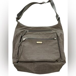 Baggallini Purse Crossbody Gray Pockets Organizer Adjustable Travel